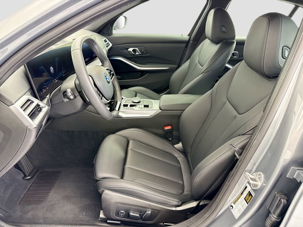Certified 2025 BMW 330i Sedan w/ Convenience Package RWD image 18