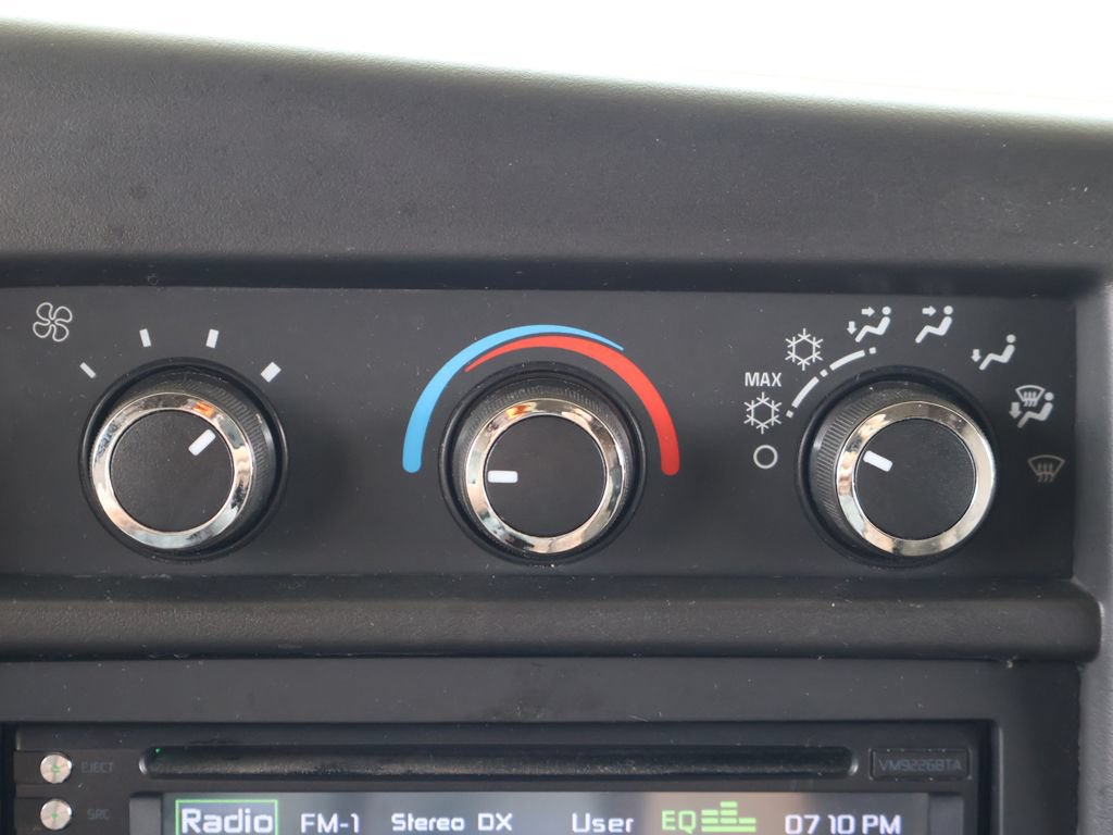 Used 2015 Chevrolet Express 4500 w/ RV Package RWD image 29