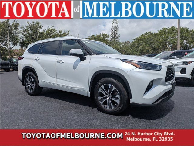 Used 2023 Toyota Highlander XLE