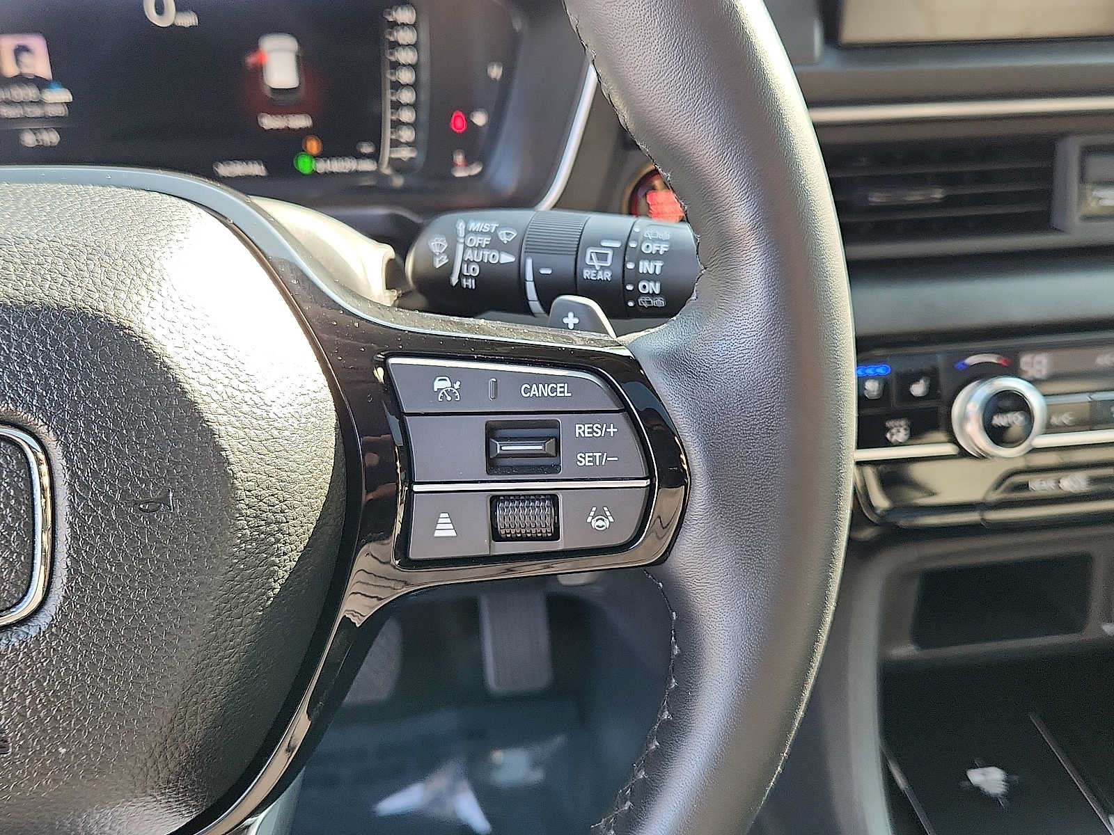 Certified 2025 Honda Pilot Elite image 21