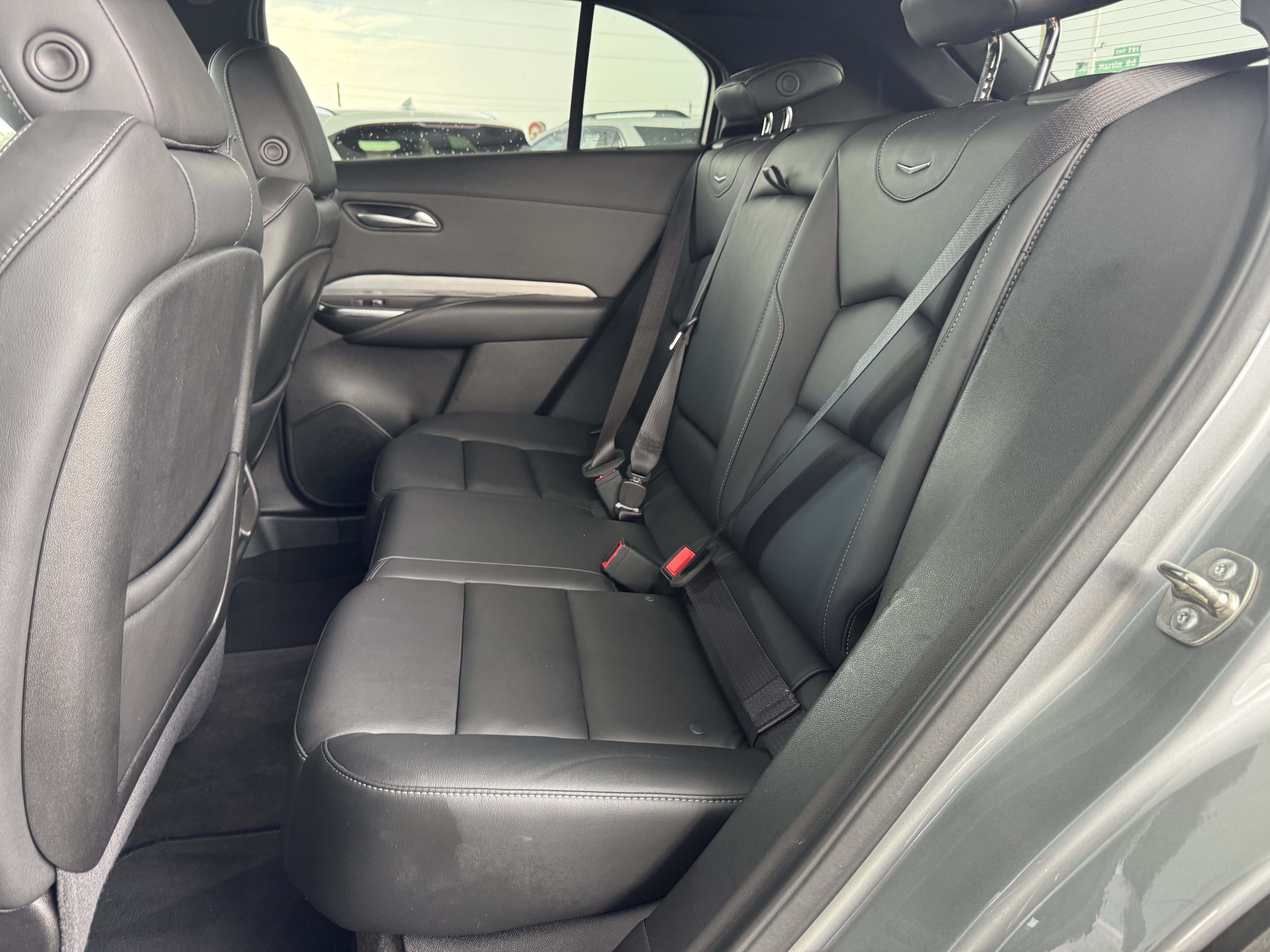 Used 2025 Cadillac XT4 Premium Luxury FWD image 24