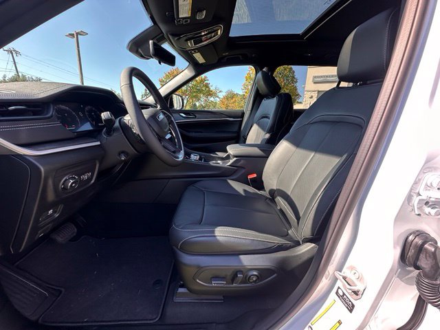 New 2027 Jeep Grand Cherokee L Limited AWD/4WD image 22
