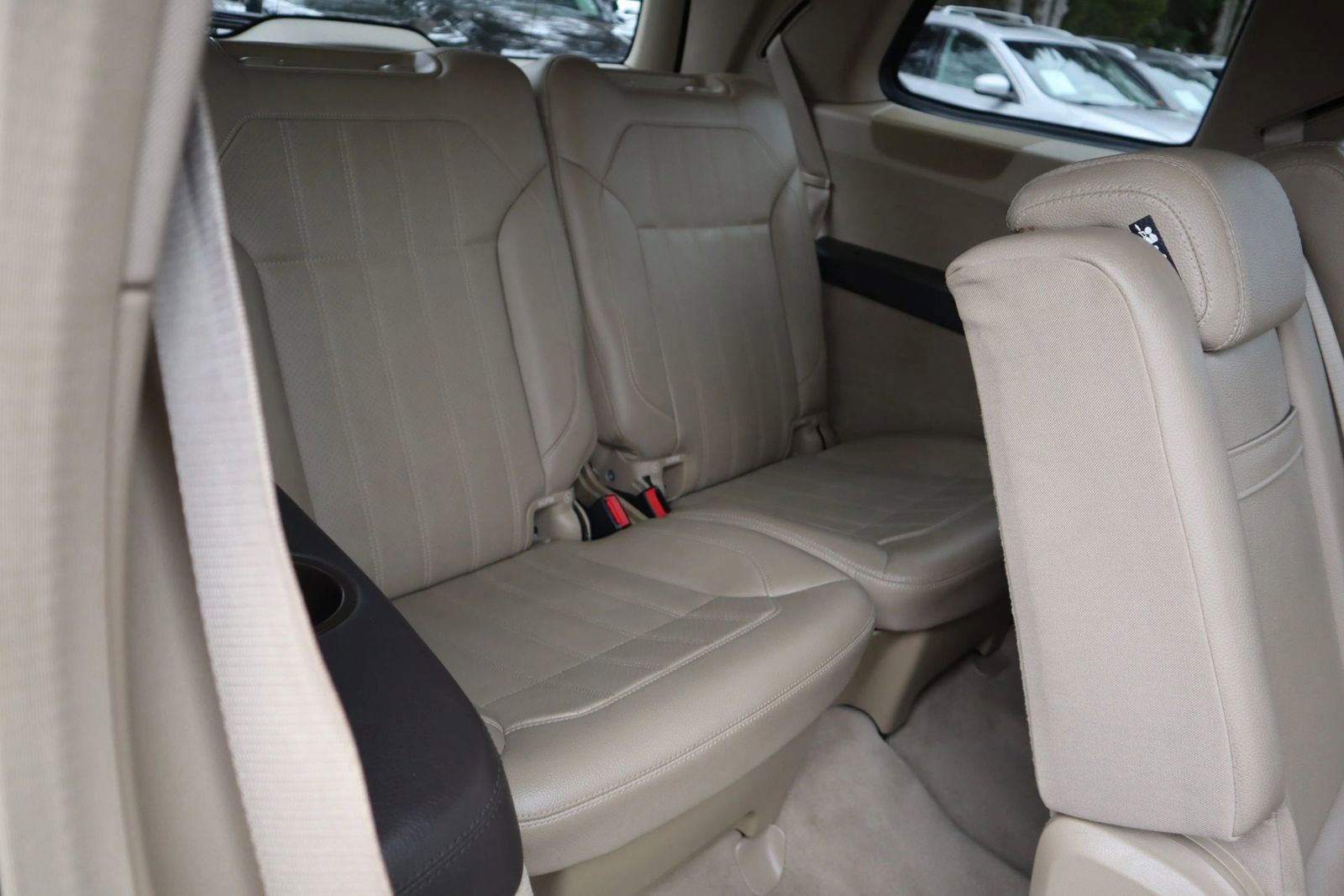 Used 2015 Mercedes-Benz GL 320 BlueTEC 4MATIC w/ Premium I Package image 18