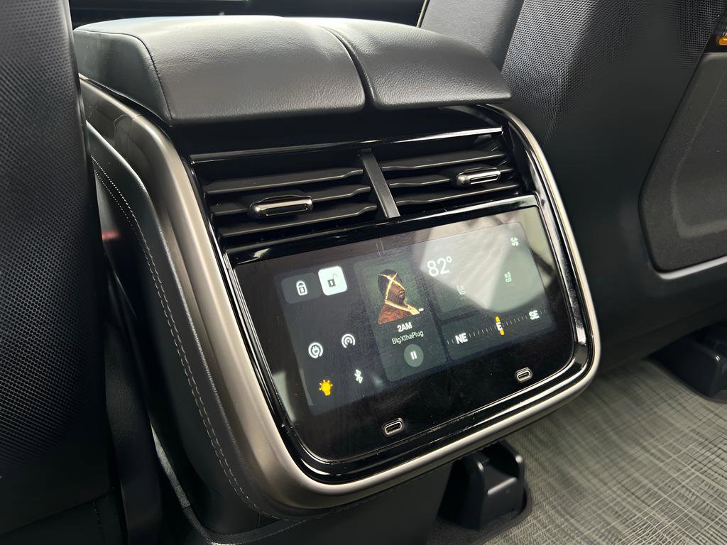 Used 2022 Rivian R1T Launch Edition image 21