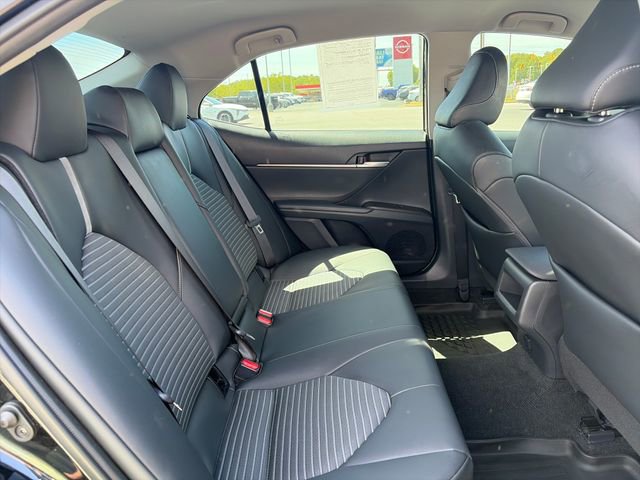 Used 2023 Toyota Camry SE FWD image 13