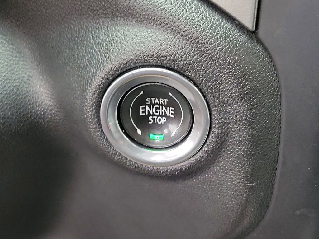Used 2021 Chevrolet Silverado 1500 LTZ w/ LTZ Convenience Package II AWD/4WD image 33