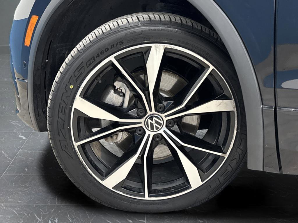 Used 2022 Volkswagen Tiguan SEL R-Line image 36