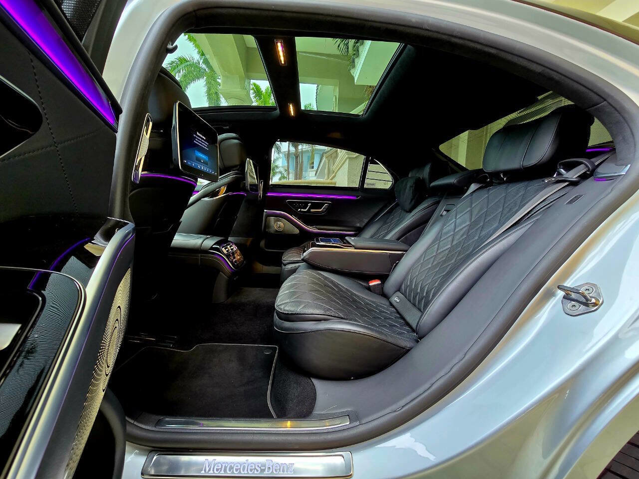 Used 2021 Mercedes-Benz S 580 4MATIC Sedan w/ Warmth & Comfort Package image 93