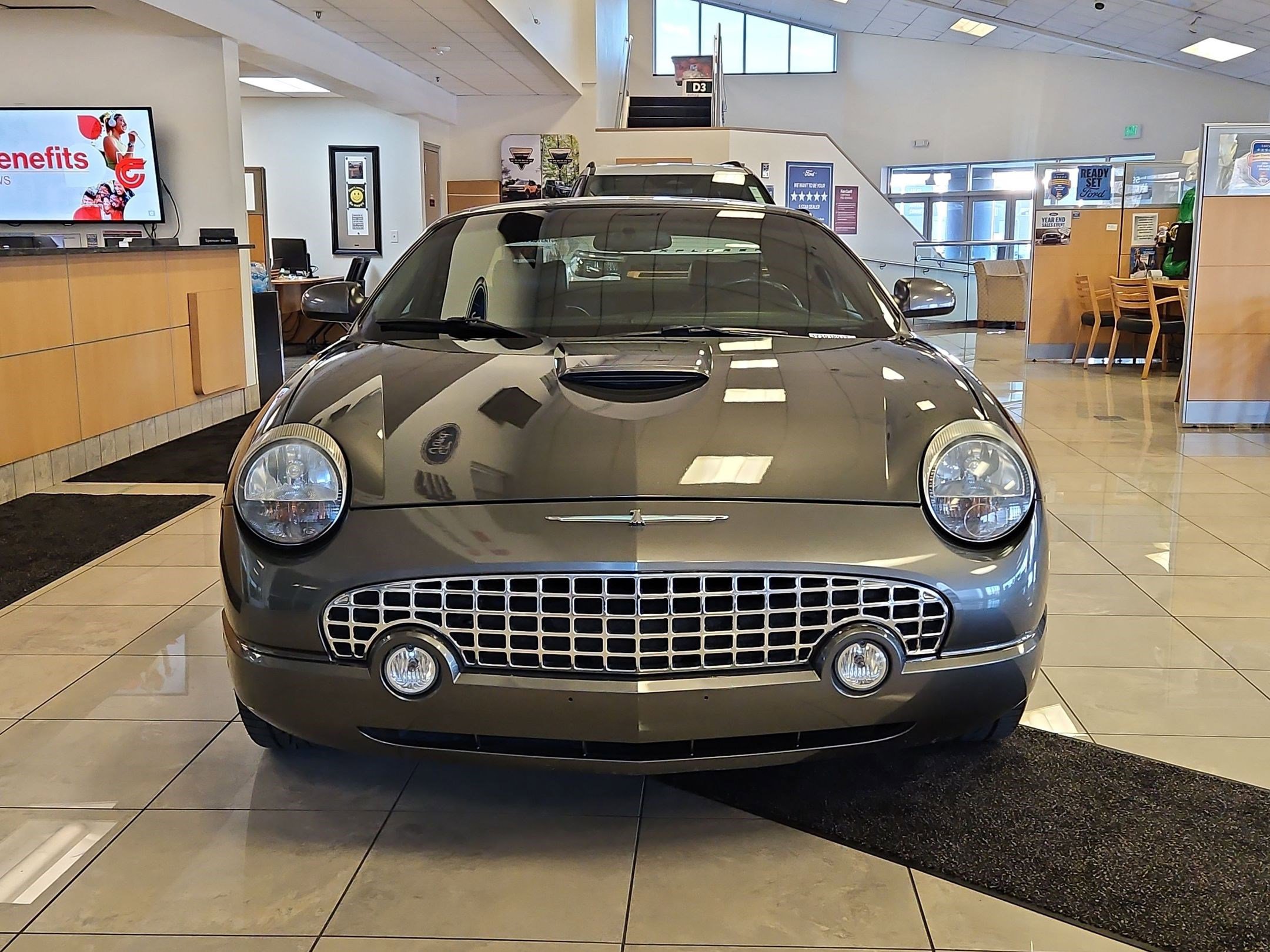 Used 2003 Ford Thunderbird image 11