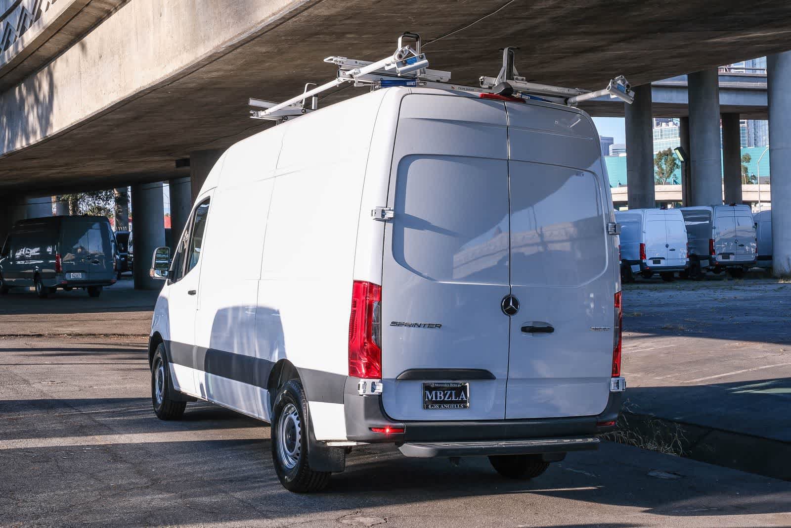 Used 2023 Mercedes-Benz Sprinter 2500 image 6