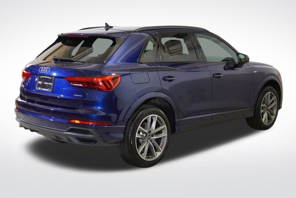 Certified 2025 Audi Q3 2.0T Premium w/ Convenience Package image 10