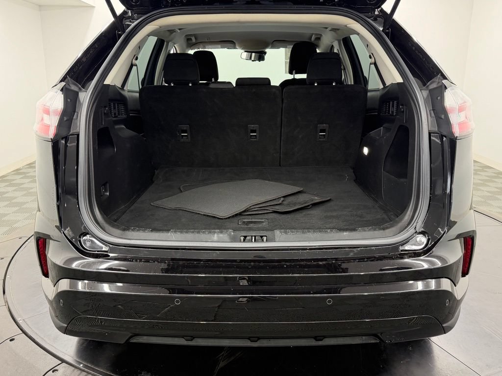 Used 2023 Ford Edge SE w/ Black Appearance Package AWD/4WD image 15