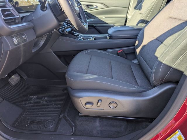New 2026 Chevrolet Traverse LT w/ LPO, Floor Liner Package image 11