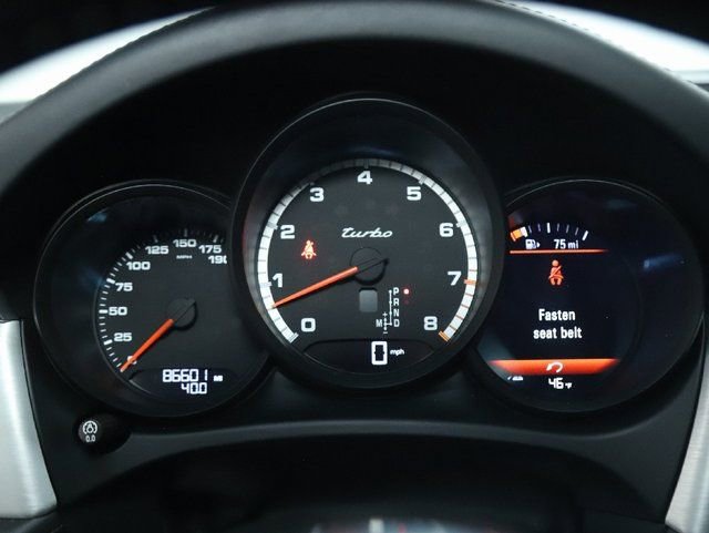 Used 2021 Porsche Macan Turbo image 21