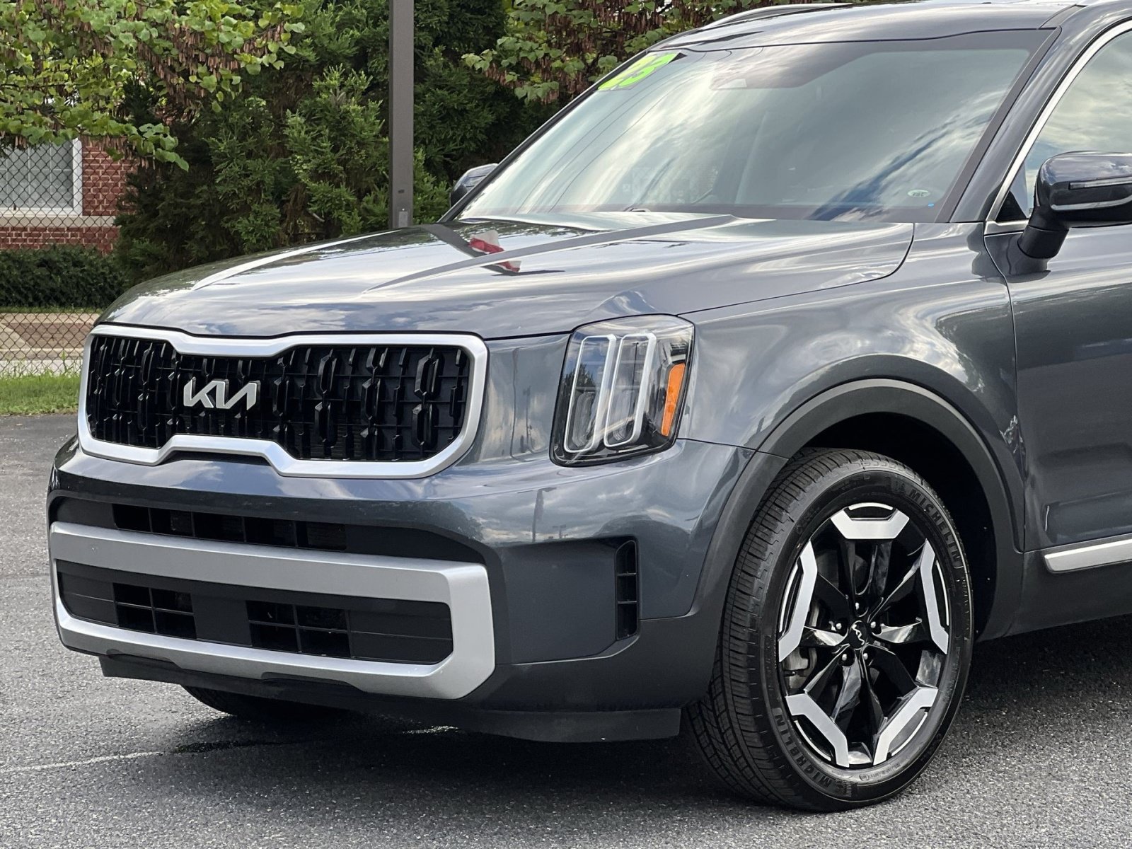 Used 2023 Kia Telluride EX AWD/4WD image 29