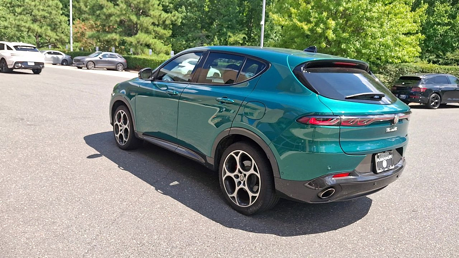 Used 2024 Alfa Romeo Tonale Veloce AWD/4WD image 2