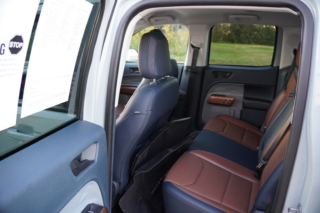 Certified 2022 Ford Maverick Lariat w/ Lariat Luxury Package FWD image 16