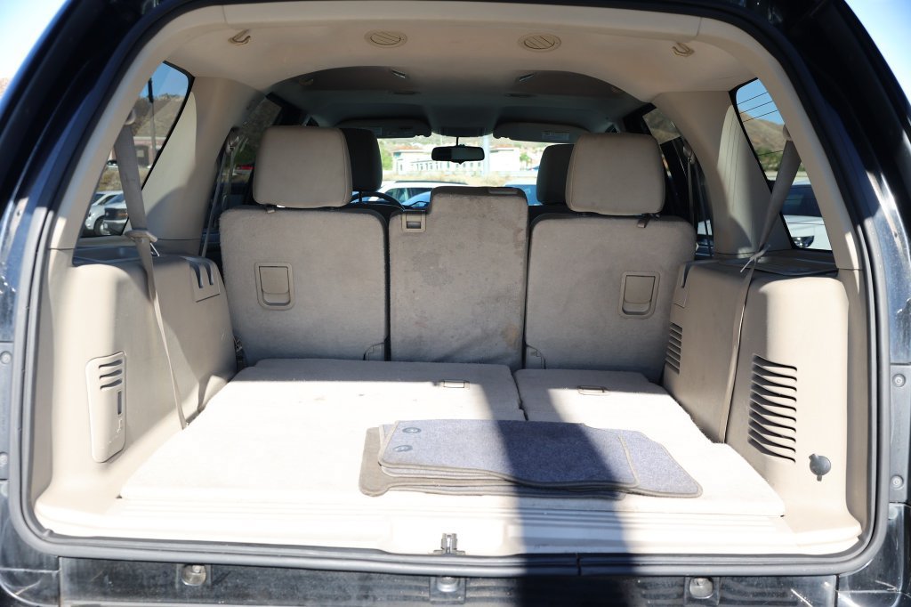 Used 2011 Ford Expedition XLT w/ HD Trailer Tow Pkg RWD image 37