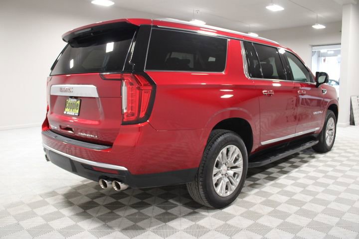 Used 2024 GMC Yukon XL Denali w/ Max Trailering Package image 11