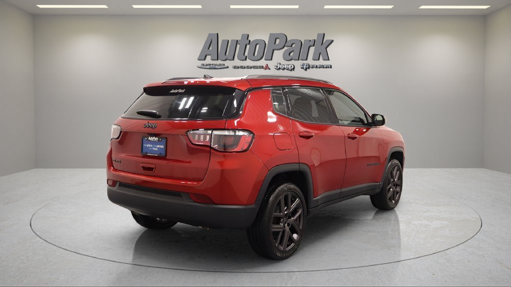 Used 2026 Jeep Compass Latitude AWD/4WD image 13