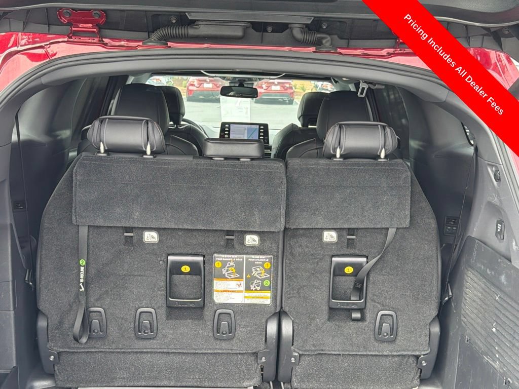 Used 2022 Toyota Sienna XSE w/ XSE Plus Package FWD image 47