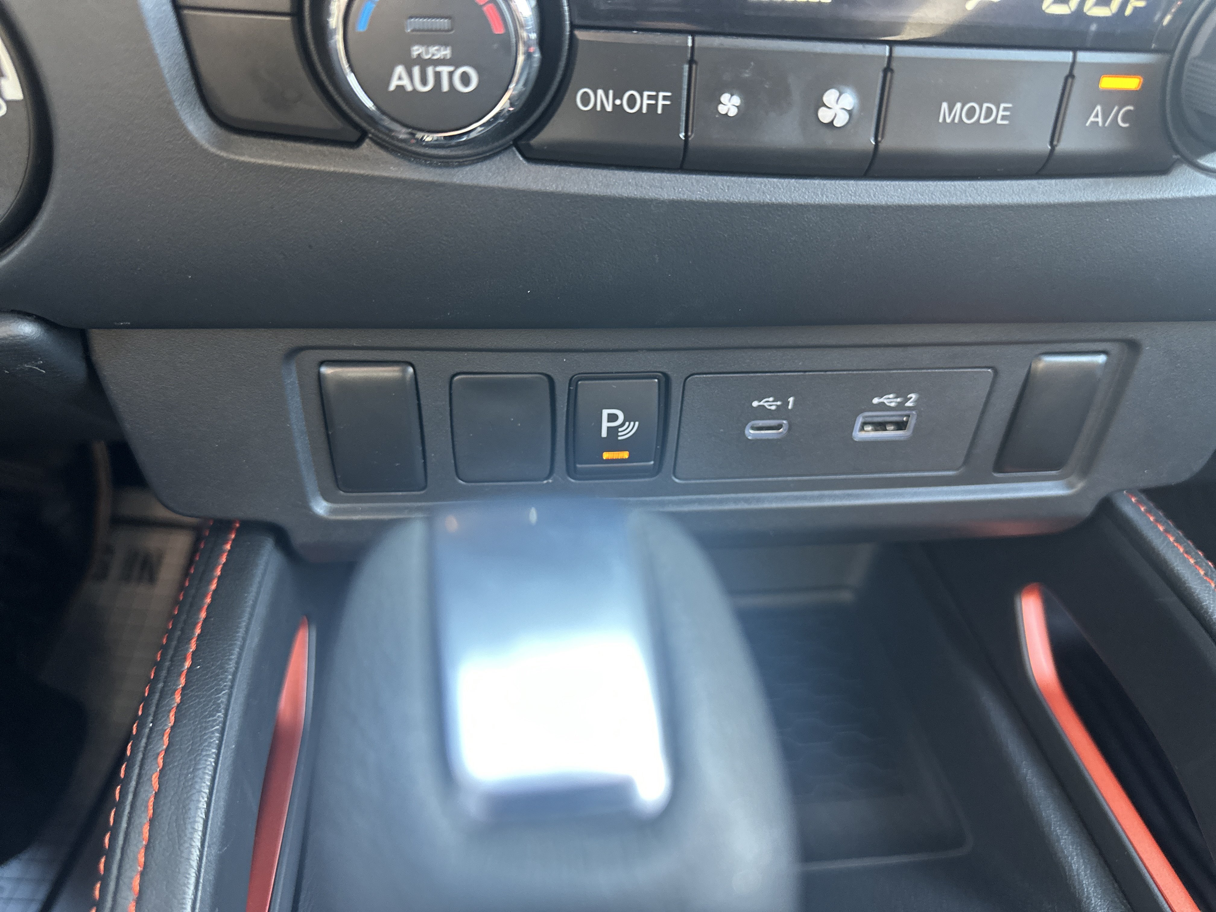 Certified 2022 Nissan Frontier PRO-4X w/ Technology Package AWD/4WD image 26