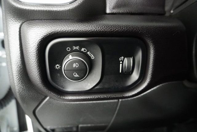 Used 2024 RAM 2500 Big Horn AWD/4WD image 25