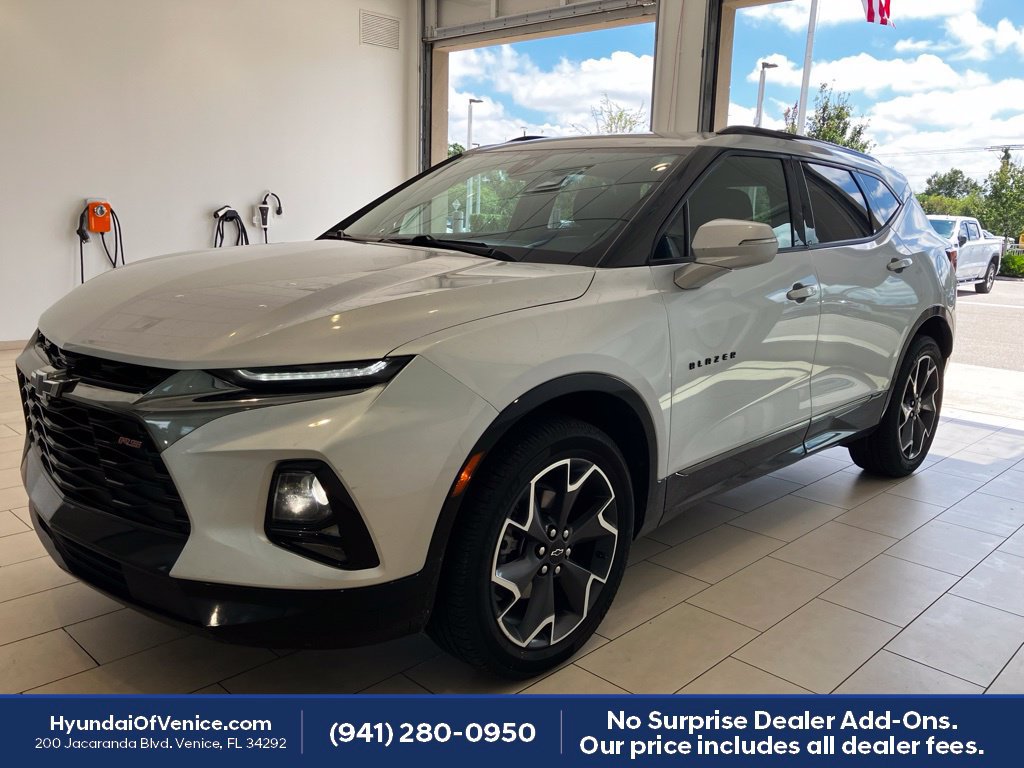 Used 2022 Chevrolet Blazer RS w/ Enhanced Convenience Package FWD image 9
