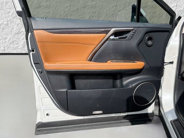 Used 2022 Lexus RX 350L Luxury w/ Accessory Package (Z1) FWD image 22