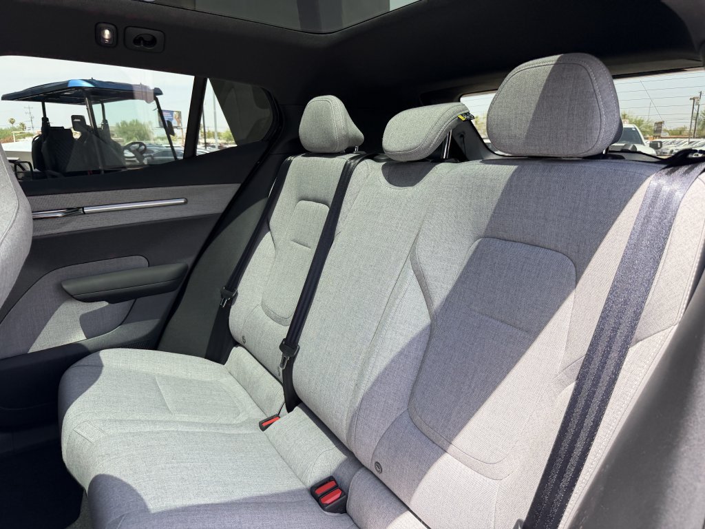 Used 2025 Volvo EX30 Ultra AWD/4WD image 30