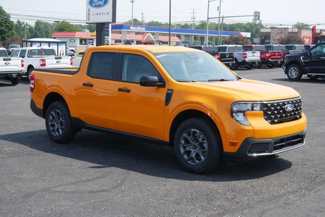 New 2026 Ford Maverick XLT w/ Equipment Group 301A AWD/4WD image 6