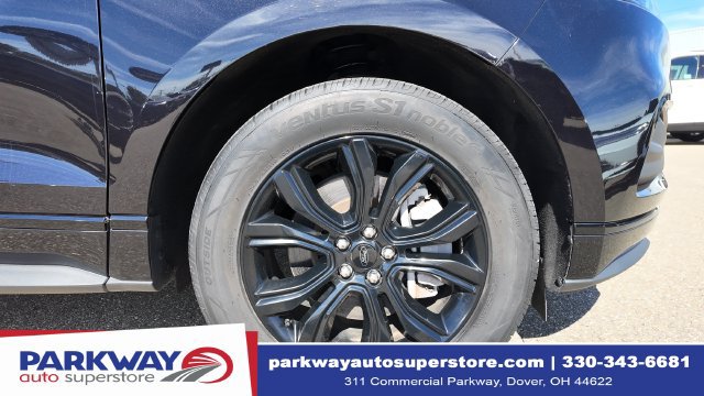 Certified 2024 Ford Edge SE w/ Black Appearance Package AWD/4WD image 10