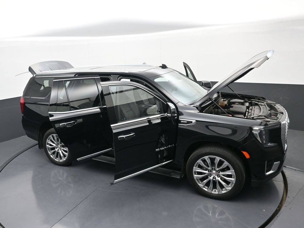 Used 2024 GMC Yukon Denali w/ Denali Reserve Package AWD/4WD image 40