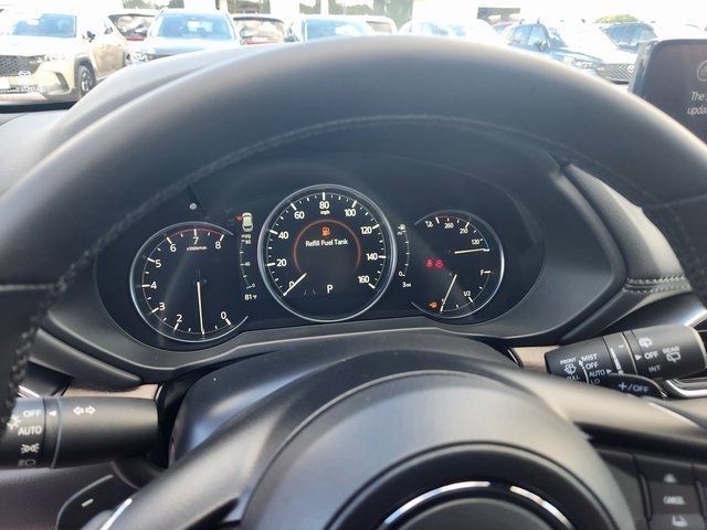New 2025 MAZDA CX-5 Signature AWD/4WD image 19