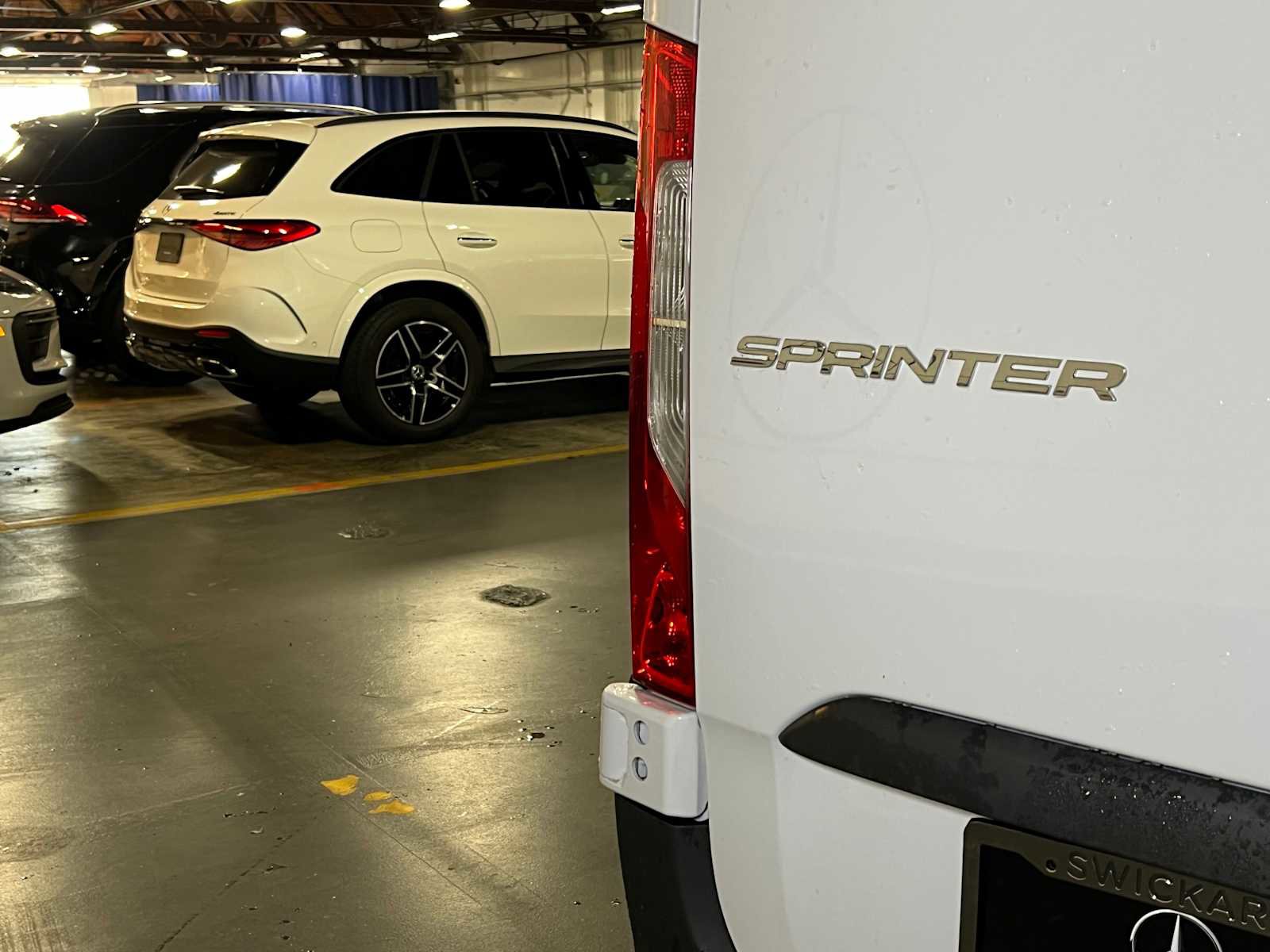 Used 2024 Mercedes-Benz Sprinter 2500 image 14