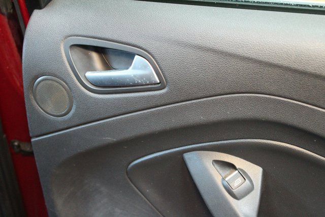 Used 2016 Ford C-MAX SEL w/ Equipment Group 302A image 12