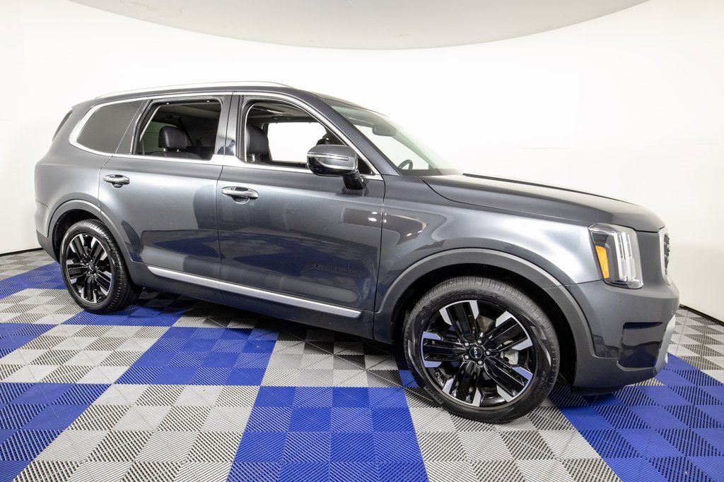 Used 2024 Kia Telluride SX image 3