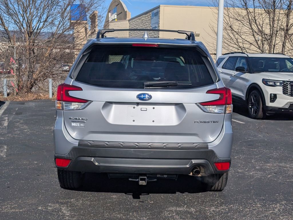 Used 2019 Subaru Forester Premium image 8