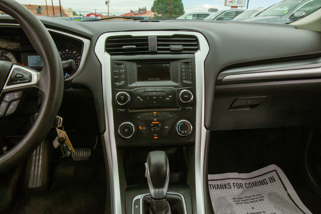 Used 2016 Ford Fusion S FWD image 14