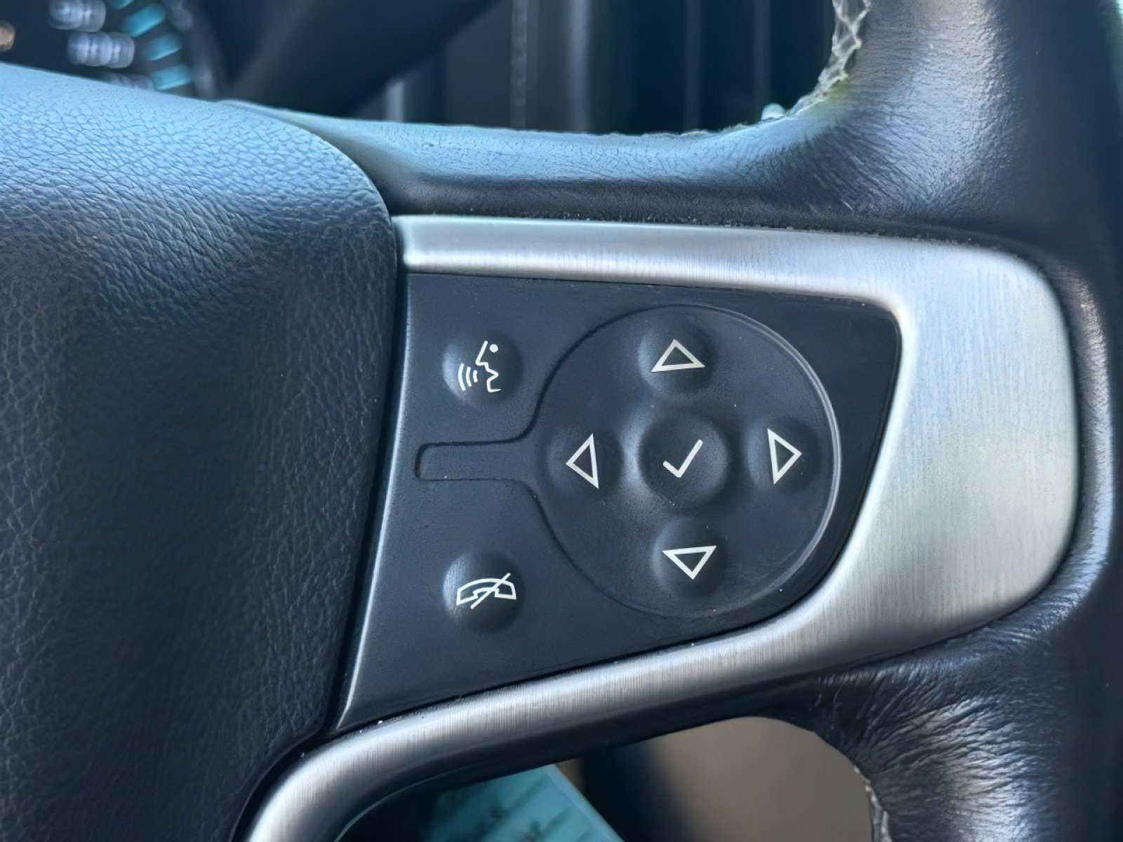 Used 2018 GMC Sierra 1500 SLE w/ SLE Fleet Preferred Package AWD/4WD image 16