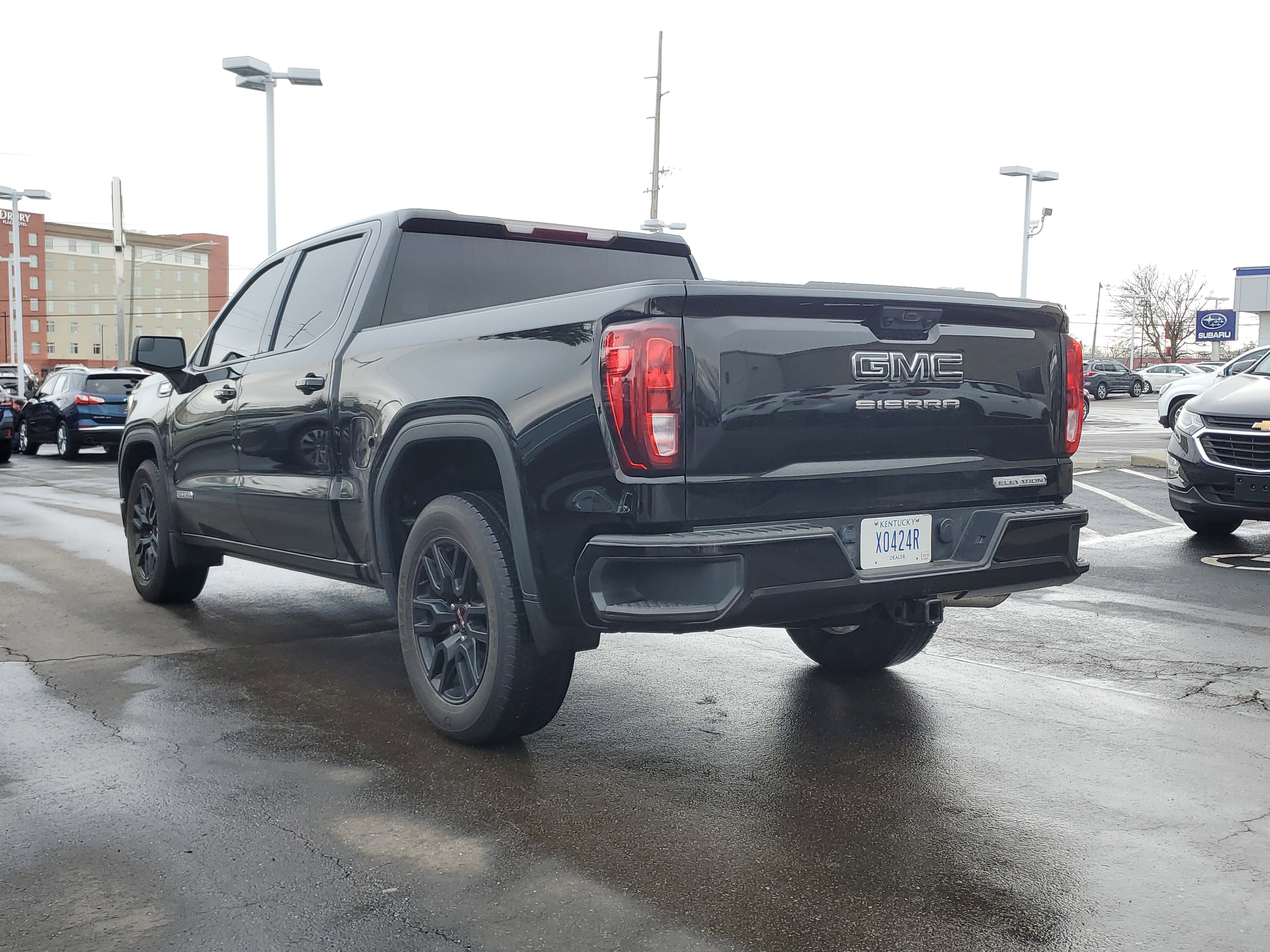 Used 2025 GMC Sierra 1500 Elevation image 2