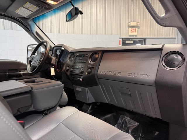 Used 2014 Ford F250 XL w/ Power Equipment Group AWD/4WD image 16