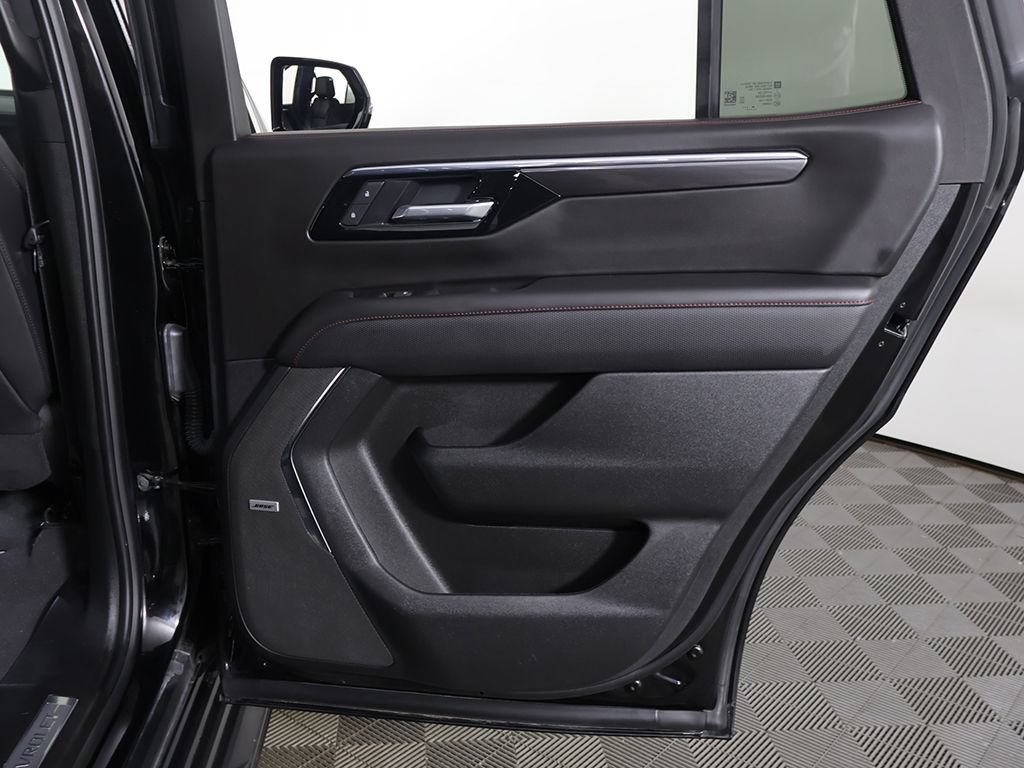 Used 2025 Chevrolet Tahoe RST w/ Comfort Package AWD/4WD image 31