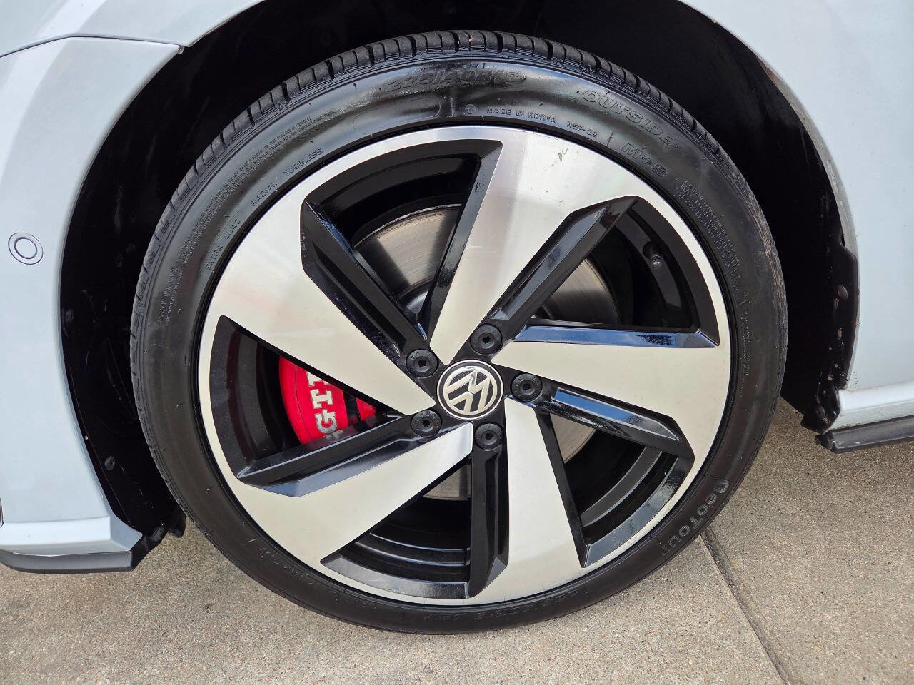 Used 2018 Volkswagen GTI Autobahn image 45