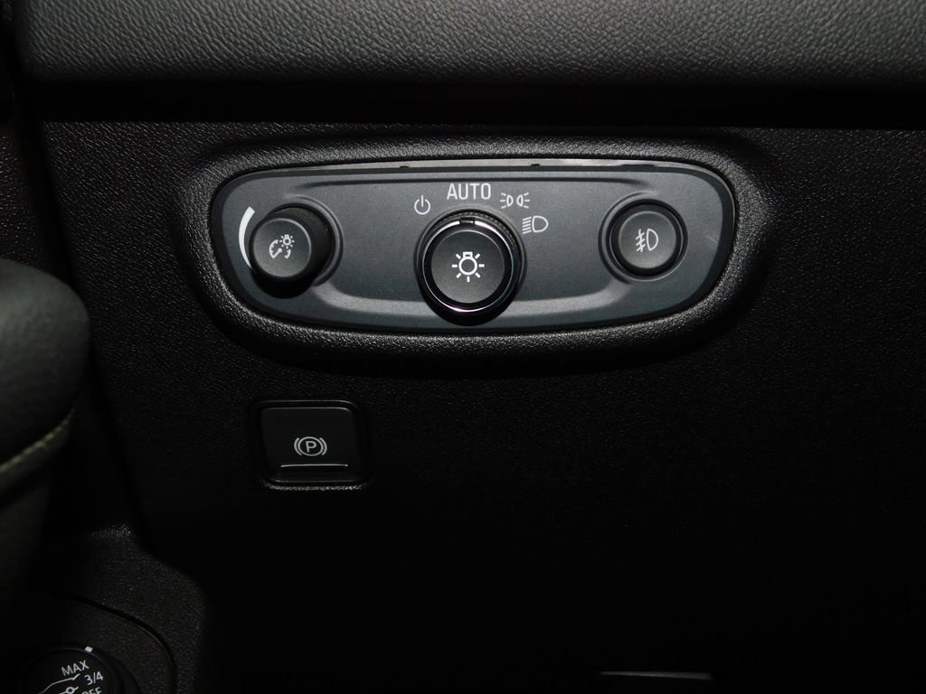 Used 2019 GMC Terrain Denali w/ Driver Alert Package II image 29