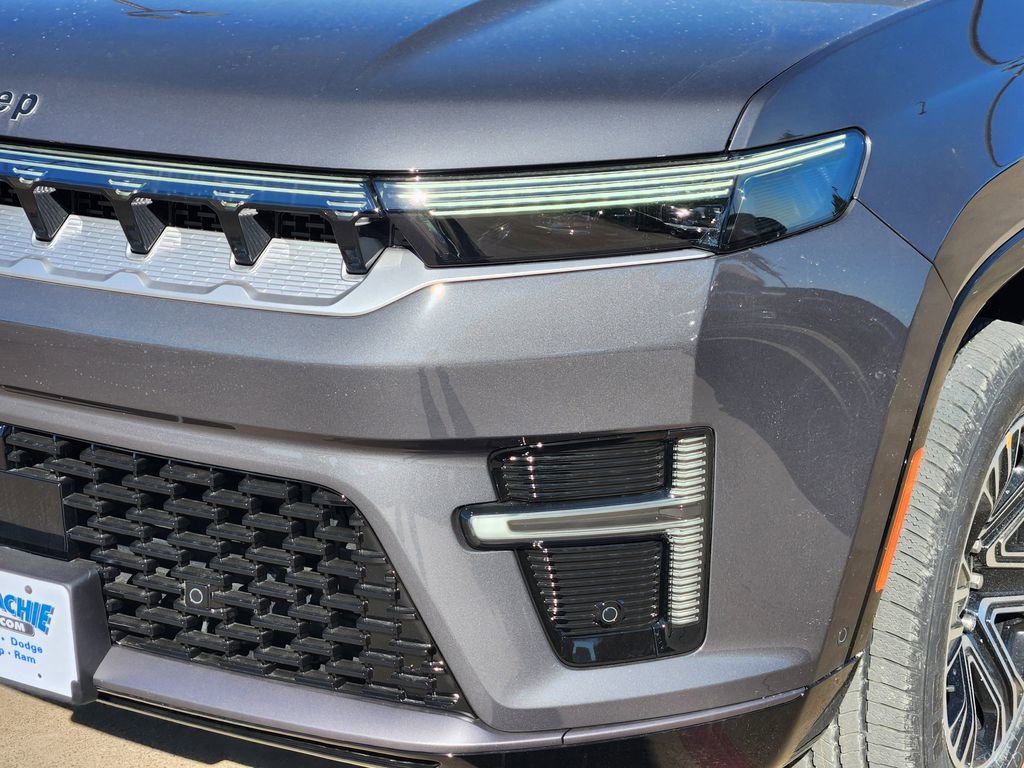 New 2026 Jeep Grand Wagoneer 4WD w/ Premium Group I image 5
