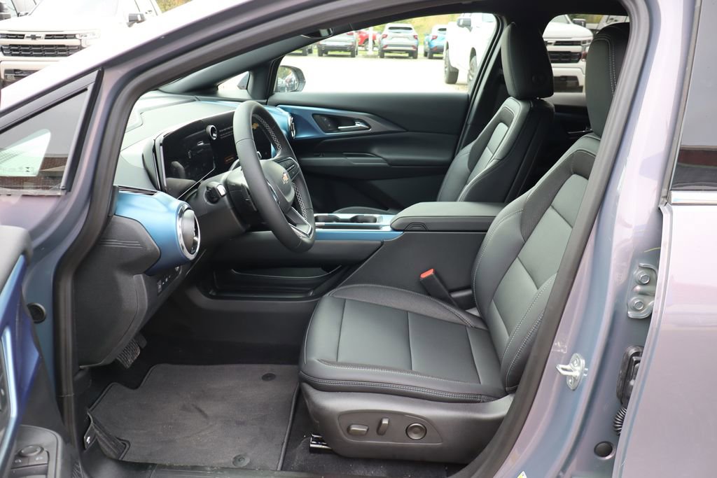 New 2026 Chevrolet Equinox EV LT image 10