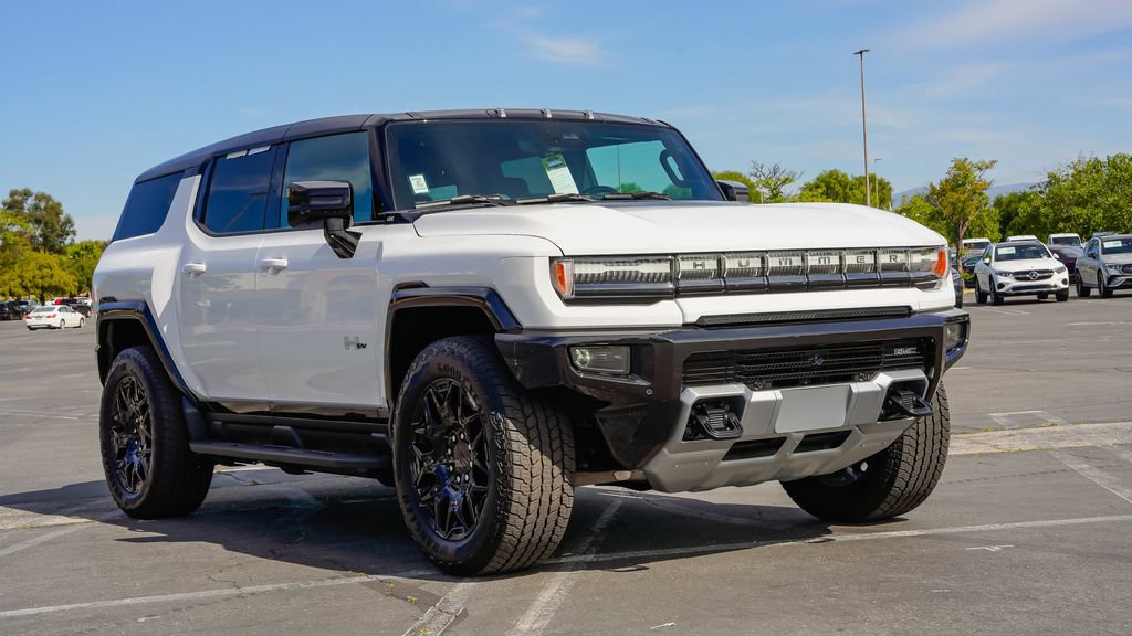 Used 2026 GMC Hummer EV SUV w/ LPO, Dark Essentials Package AWD/4WD image 6