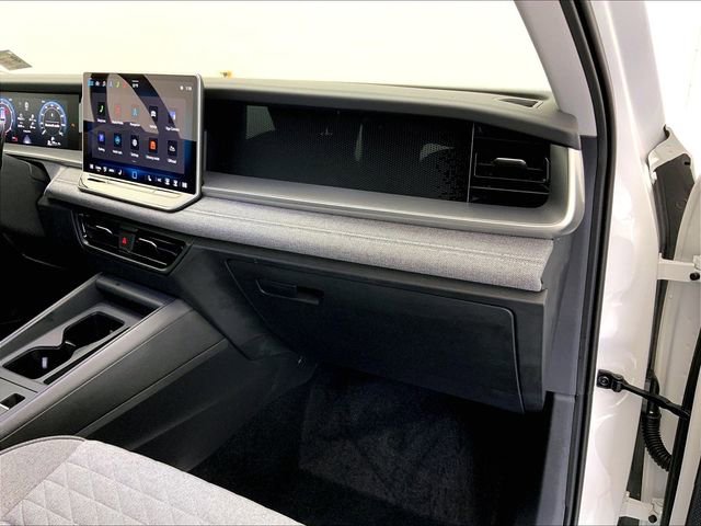 Certified 2025 Volkswagen Tiguan S w/ 18" Wheel Package image 16