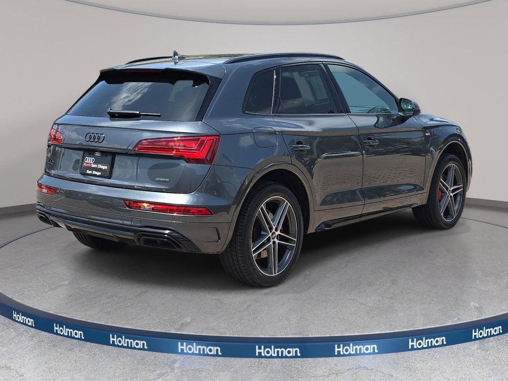 Used 2024 Audi Q5 e Premium Plus w/ Premium Plus Package AWD/4WD image 6